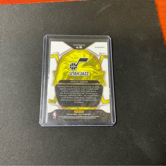 Ochai Agbaji Orange Stripe RC Concourse Select Basketball 2022-23 - Picture 2 of 2